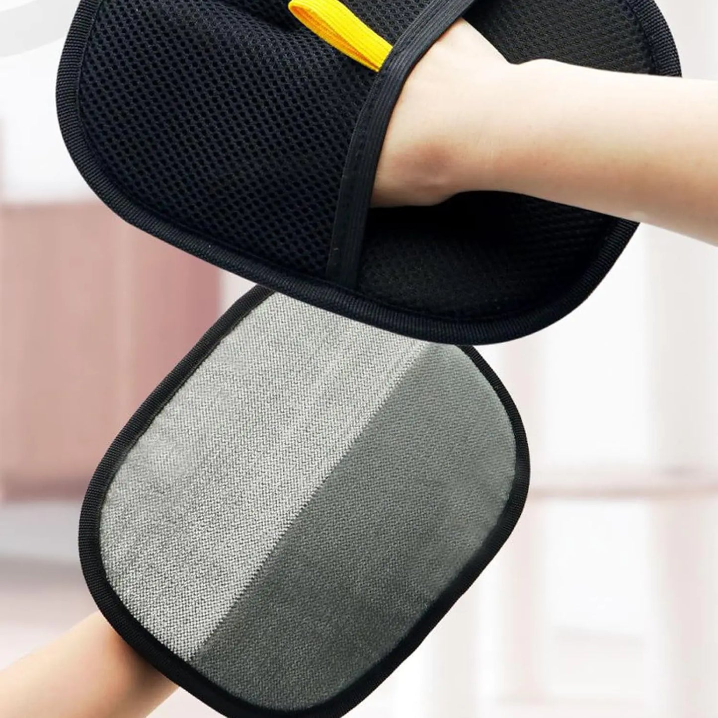 Pet Hair Removal Glove – For Dogs & Cats | Easy Grooming